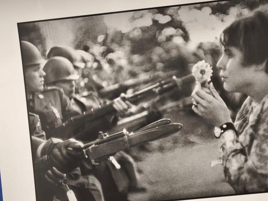Marc Riboud (1923–2016) - Flower Child, 1967 #4.3