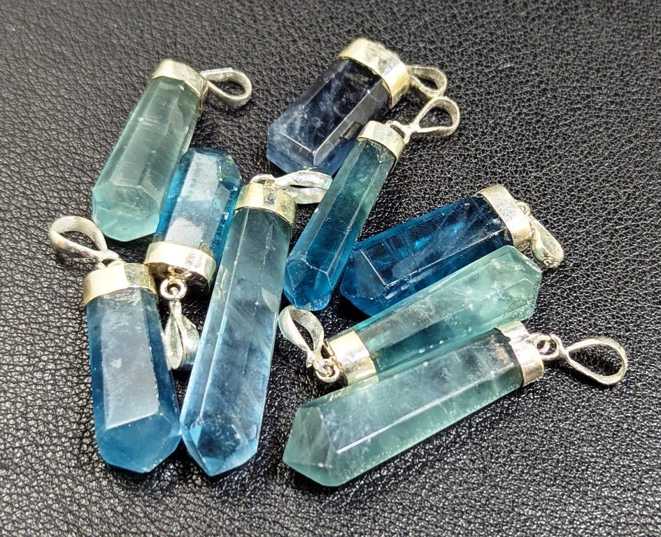 Fluorite Natural Crystal Pendants with Silver - Height: 41 mm - Width: 10 mm- 144 g - (30) #1.0