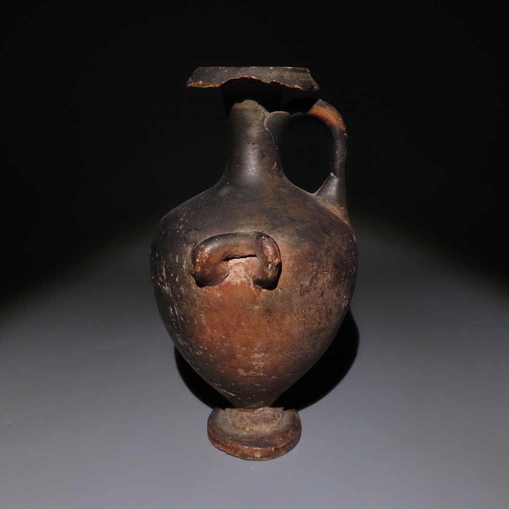 古希腊 陶瓷 Hydria。公元前4世纪至3世纪。高14.5厘米。 #2.1