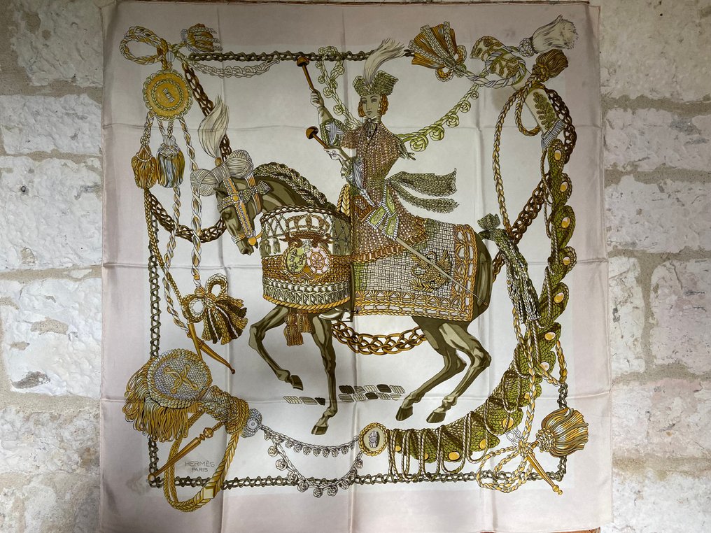 Hermès - " Le Timbalier” by Françoise Héron 1961 Original Issue - Halstuch #1.0