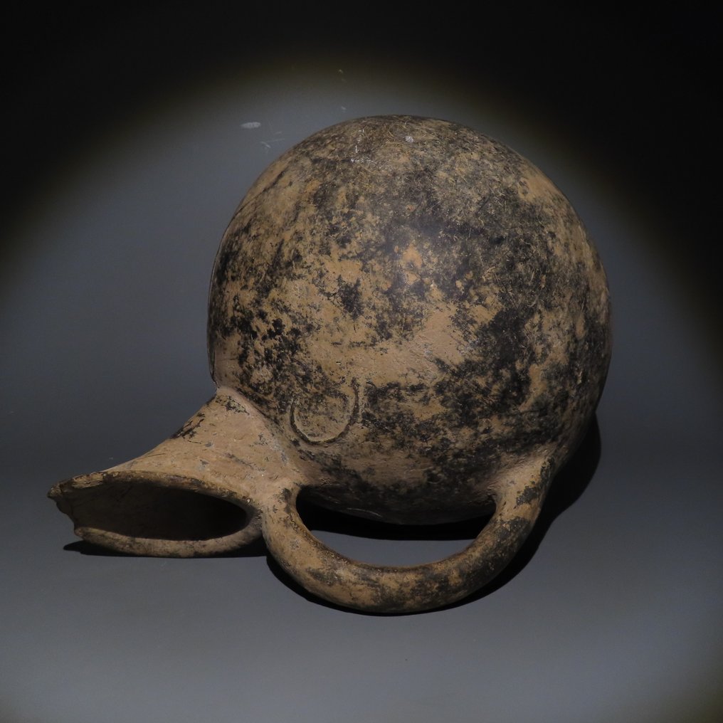 Oriente Medio, Yortan Terracota Vasija. aproximadamente 2700-2400 a.C. 28 cm de altura. #4.3
