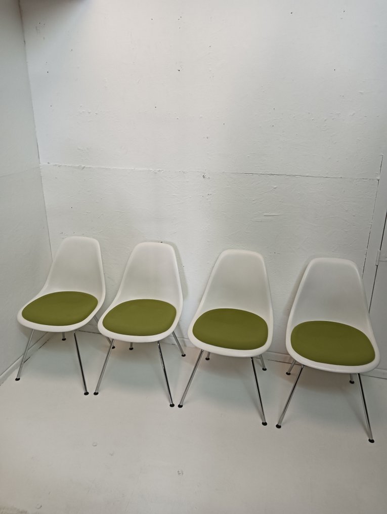 Vitra - Charles & Ray Eames - Καρέκλα (4) - DSX - Πλαστικό, Textile, Χάλυβας #2.1