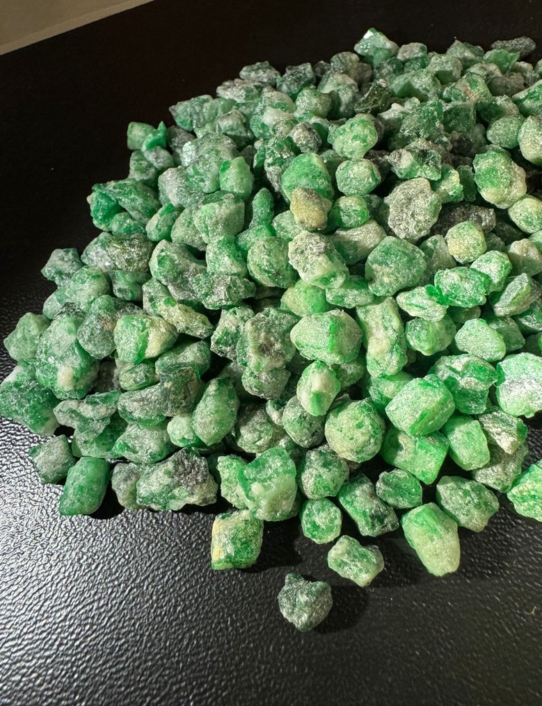 Smaragd Grov - Høyde: 8 mm - Bredde: 14 mm- 25 g #1.0