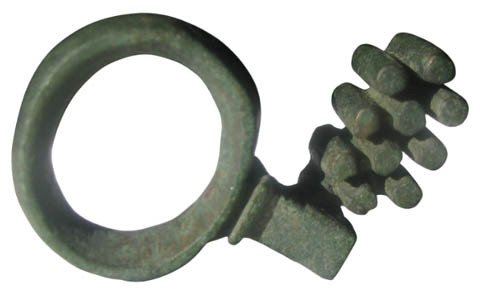 Αρχαίο ρωμαϊκό μπρούντζινο κλειδοθήκη 35 mm - 1η/3η αιώνα μ.Χ. - μεγάλη πατίνα Μέταλλο Μπρελόκ - 35 mm  (χωρίς τιμή ασφαλείας) #3.2