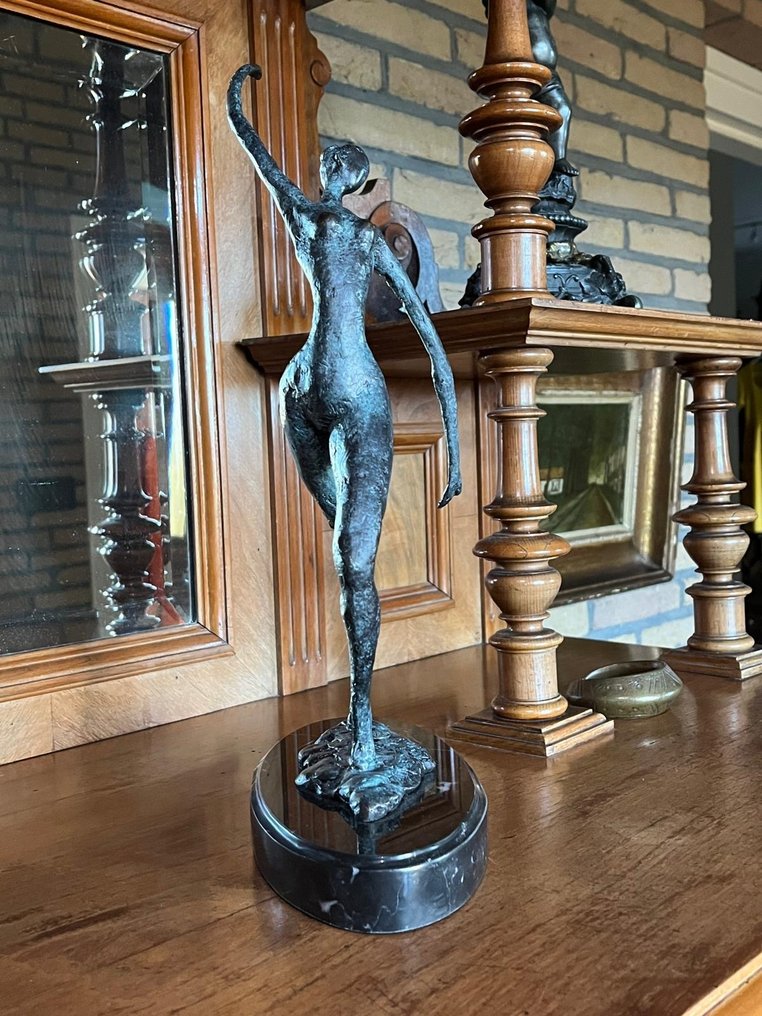 Miguel Fernando Lopez - Sculpture, Abstracte danseres - 34 cm - Bronze, Marble #2.1