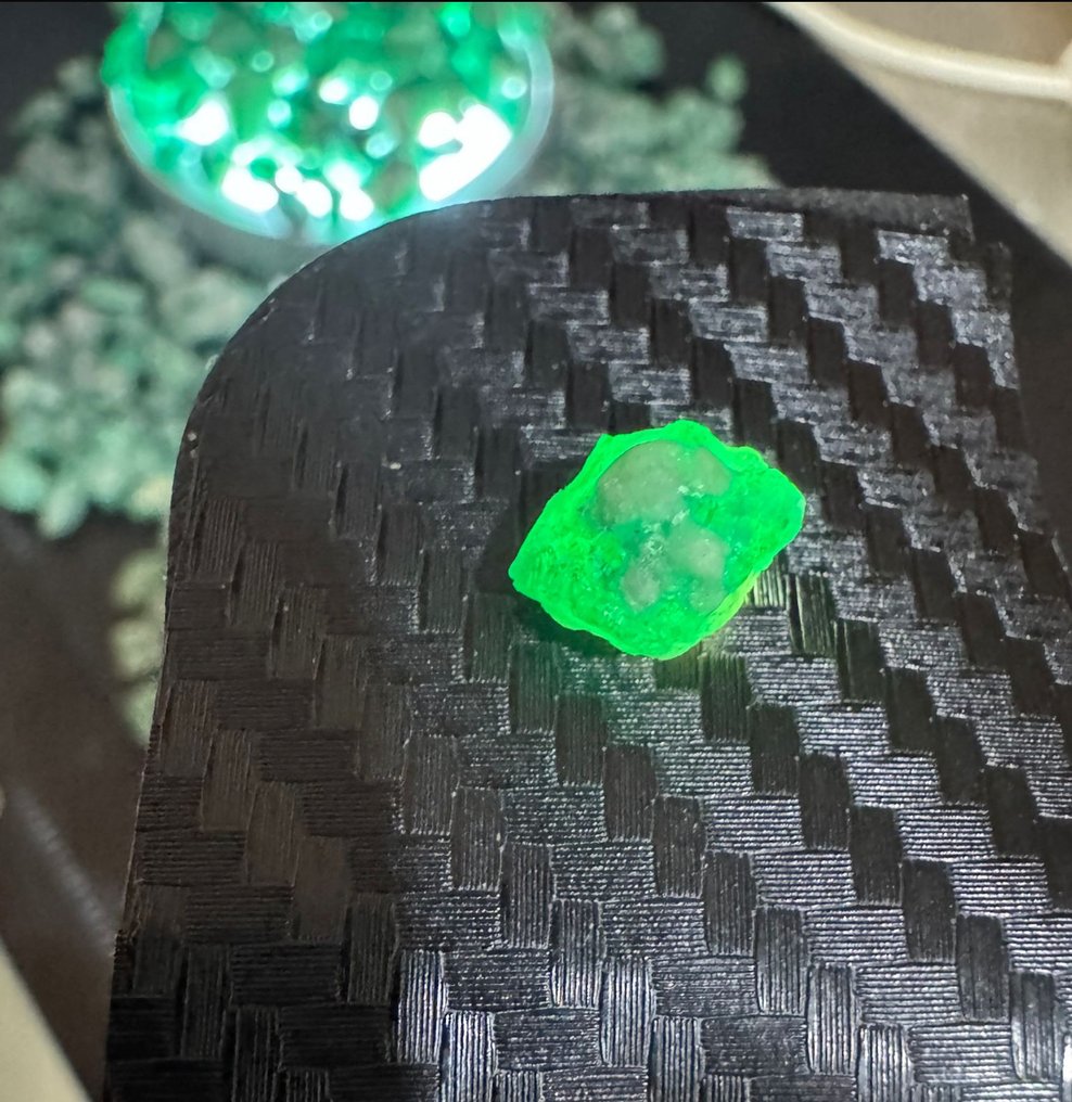 Smaragd Grov - Høyde: 8 mm - Bredde: 14 mm- 25 g #2.1