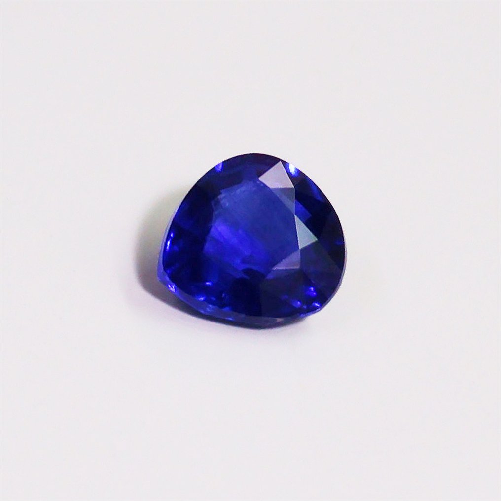 Nincs minimálár - 1 pcs  Kék Zafír  - 1.39 ct - Nemzetközi Színes Drágakő Szövetség (ICA GemLab) #4.3