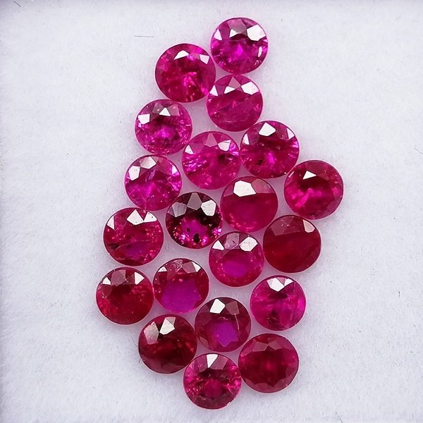 20 pcs  Red Ruby  - 2.20 ct - Instituto Gemólogico Español (IGE) - TE1 -Minor #3.2