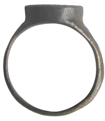 中世纪，十字军时代 黄铜色, 一枚刻有奇特且有趣设计的中世纪戒指，表圈直径18毫米，来自11至13世纪。 戒指  (没有保留价) #2.1