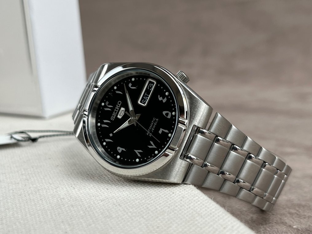 SEIKO 5 ARABIC - NEW, BOX, CARD - χωρίς τιμή ασφαλείας - S37 - Άνδρες - 2025 #3.2