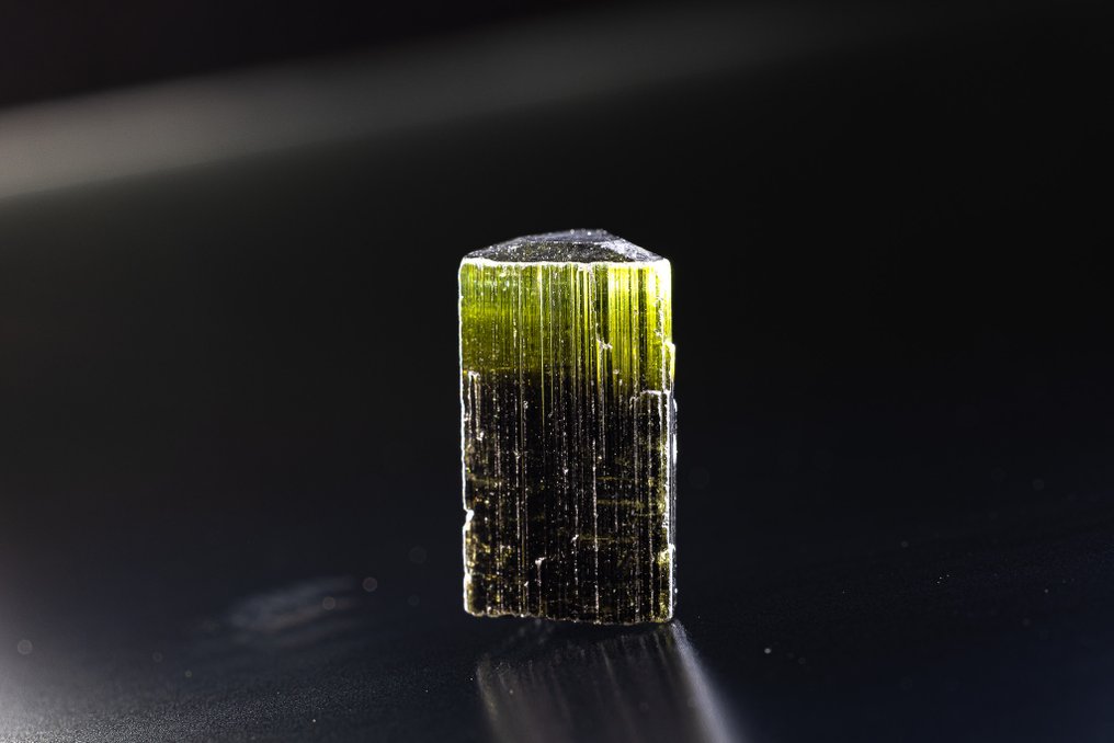 Extremely rare tourmaline elbaite stak nala - great rarity 7.25 ct - Height: 13.6 mm - Width: 7.8 mm- 1.45 g - (1) #2.1