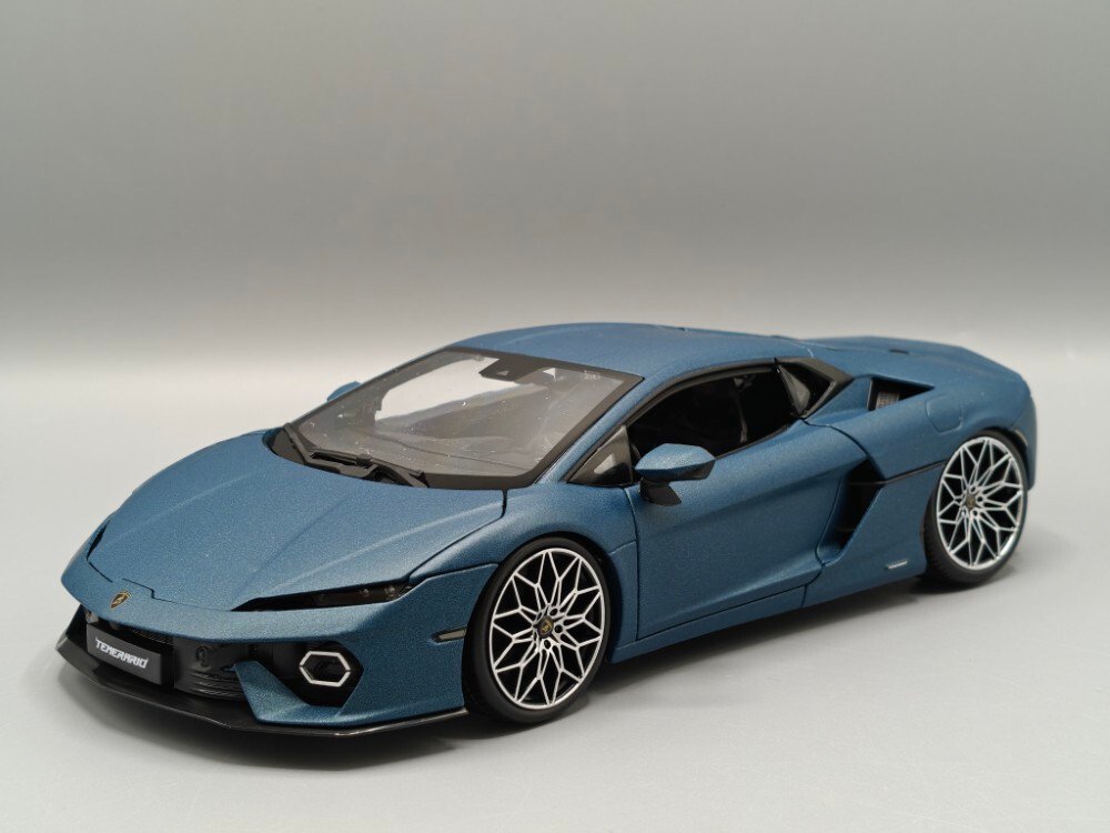 1:18 - Machetă mașină - Lamborghini Temerario 2024 Mat Blauw full openings - Puternic. Îndrăzneț. Inovator. #1.0