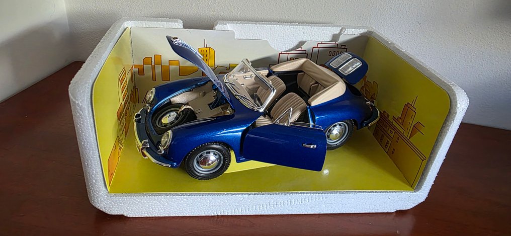 Bburago 1:18 - Model cabriolet - Porsche 356 Cabriolet #2.1