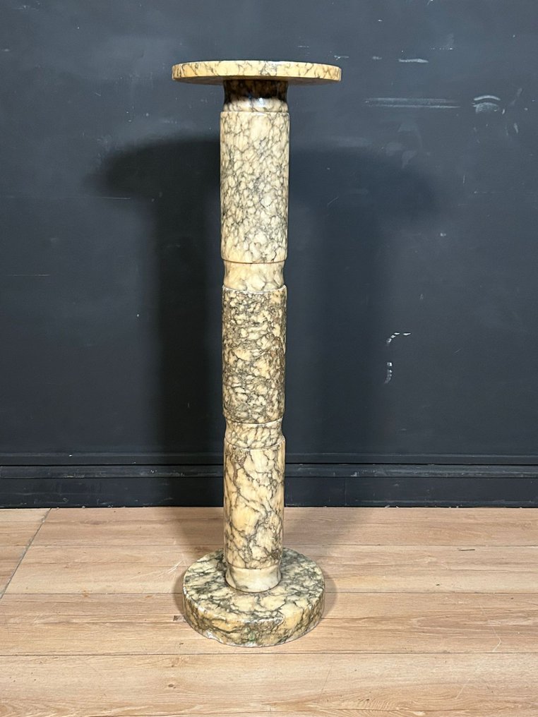 Column - 1900-1910 #1.0