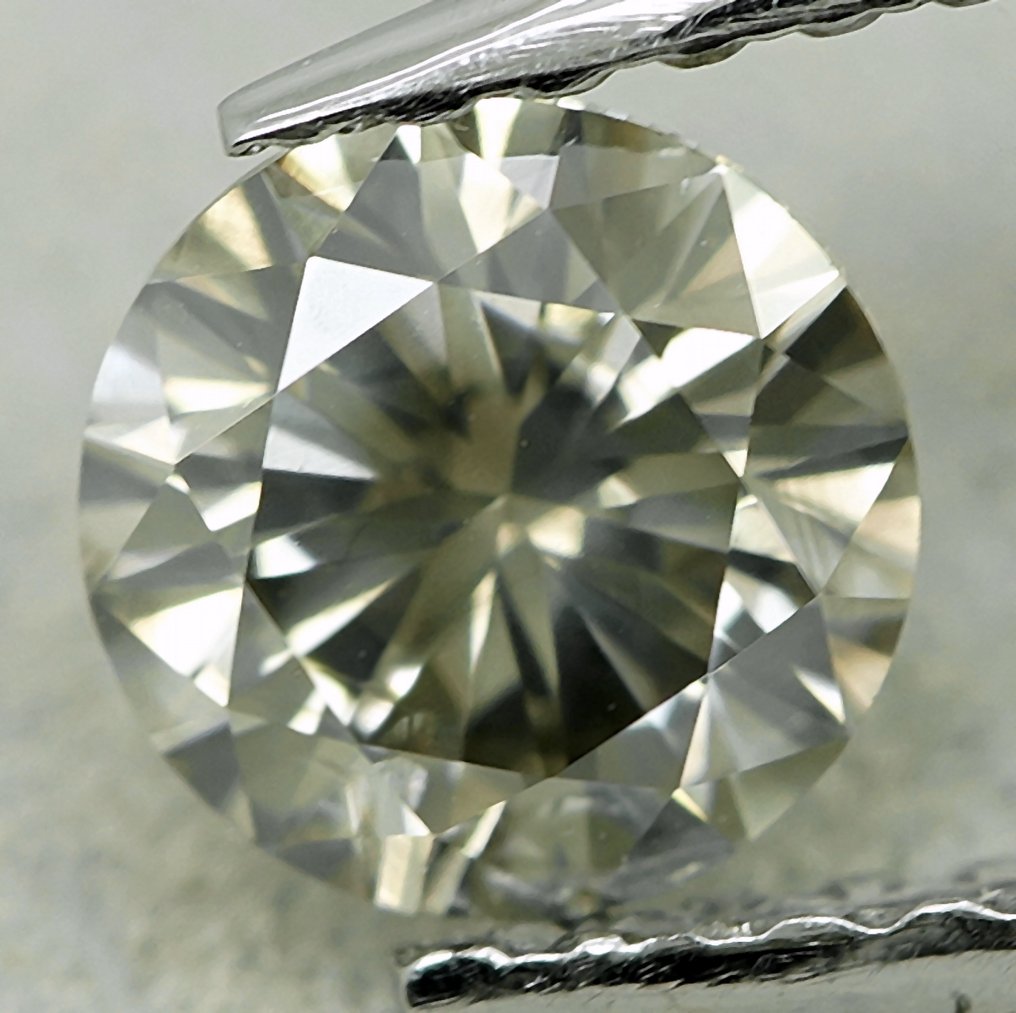 1 pcs Timantti (Luonnonvärinen) - 0.51 ct - Pyöreä - Light Kellertävä Harmaa - SI2 - Jalokivitodistus, Antwerpen (GRA) #2.1