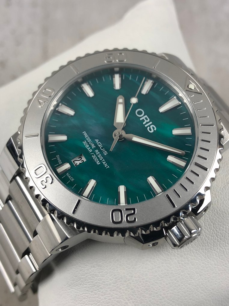 Oris - Aquis Date X Bracenet Automatic - 01 733 7730 4137-07 8 24 05PEB - Férfi - 2020+  #2.1
