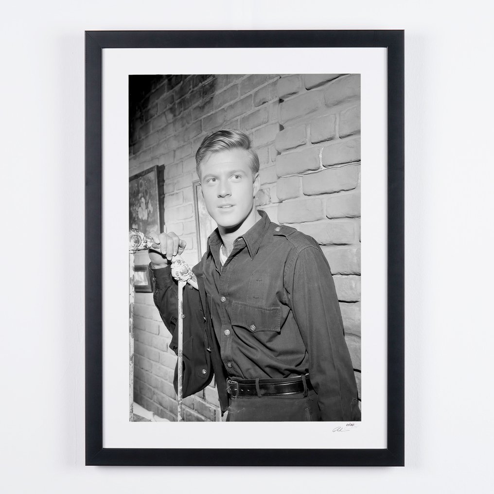 Robert Redford 1962 - Fine Art Photography - Luxury Wooden Frame 70X50 cm - Limited Edition 01 of 30 - Serial 20104 - Original Certificate (COA), Hologram - 100% New. Shipping Reduction from 3 items #3.2