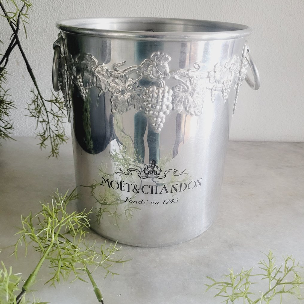 In Topstaat: Art Deco & Limited Edition, Moét & Chandon-Eperny, Wijn-/Champagnekoeler - 酒柜 - 金属 #3.2