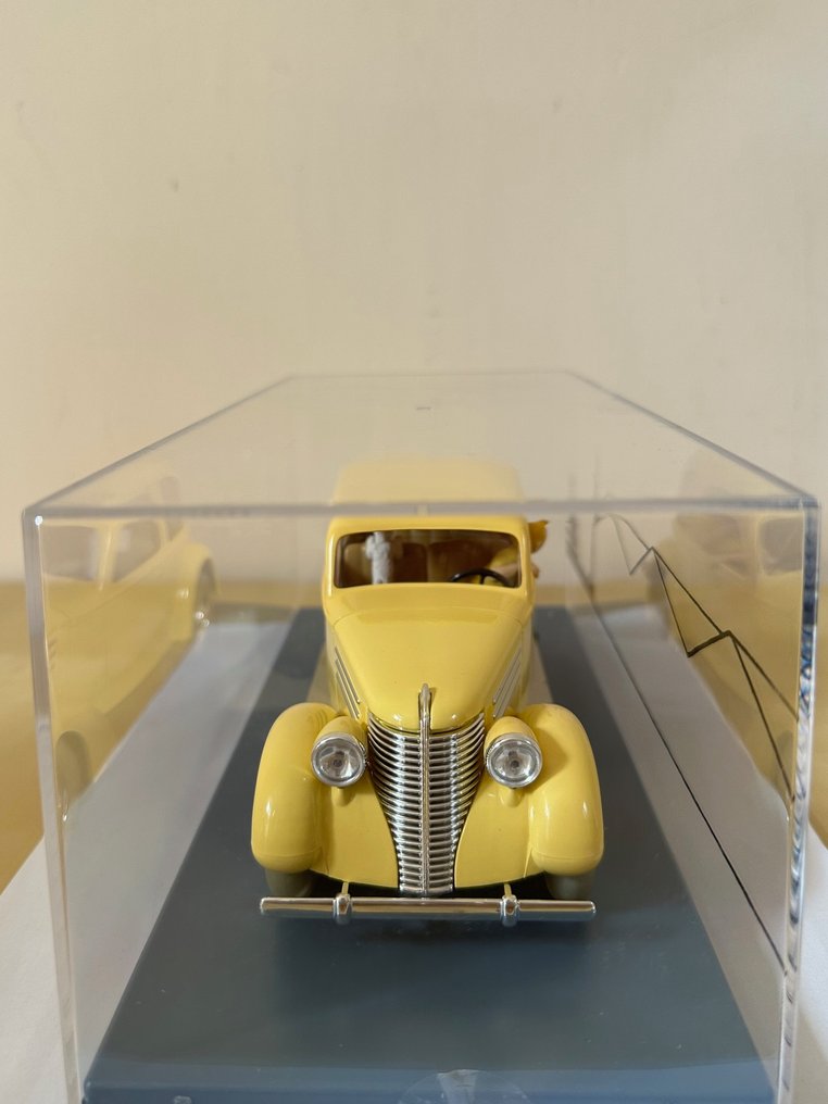 Moulinsart - Hachette - Tintin - Modèle 1/24e - L'Auto accidentée N°61 - Le crabes aux pinces d'or - Mint Sealed #3.2