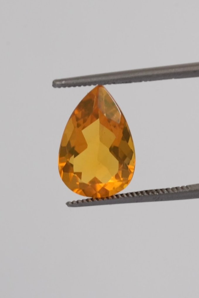 1 pcs Orange Fire Opal - 3.47 ct - Instituto Gemólogico Español (IGE) #1.0