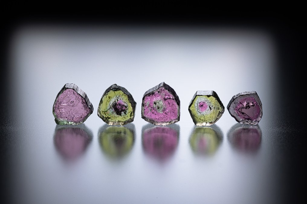 精美的5颗西瓜碧玺套装 – 阿富汗 3,585 克拉 — 无底价 - 高度: 5 mm- 0.72 g - (5) #3.2