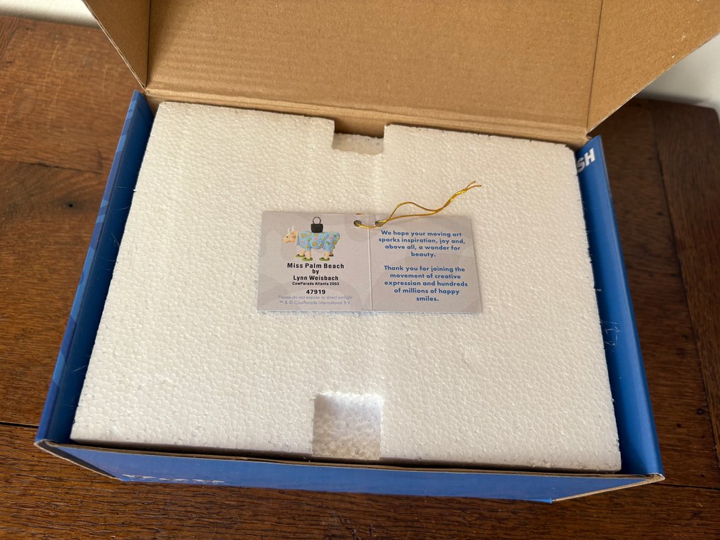 Cow Parade, Cowparade. Miss Palm Beach. Medium. - Figurka - Polyresin. #2.1