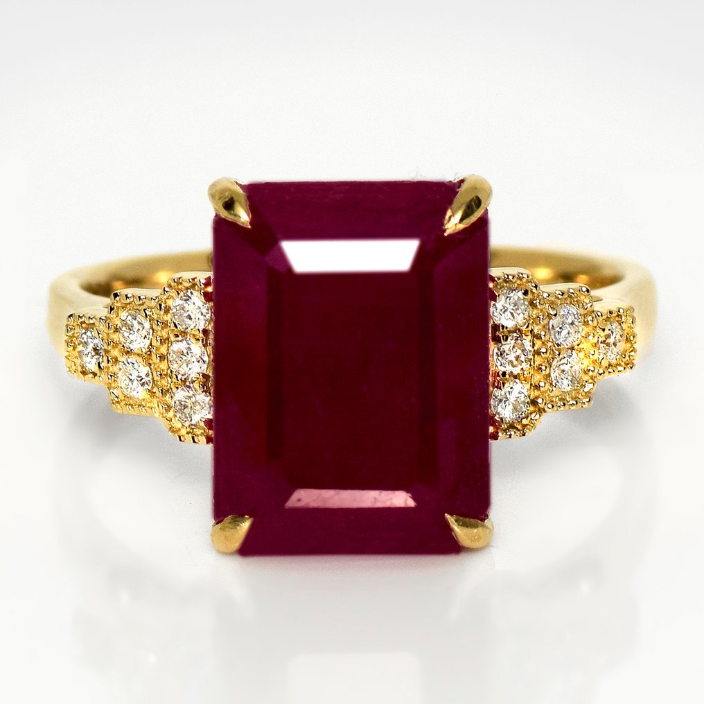 Fără preț de rezervă - Inel - 14 ct. Aur galben, IGI 6.94 Roșu purpuriu neîncălzit -  7.08ct. tw. Rubin - Diamant #1.0