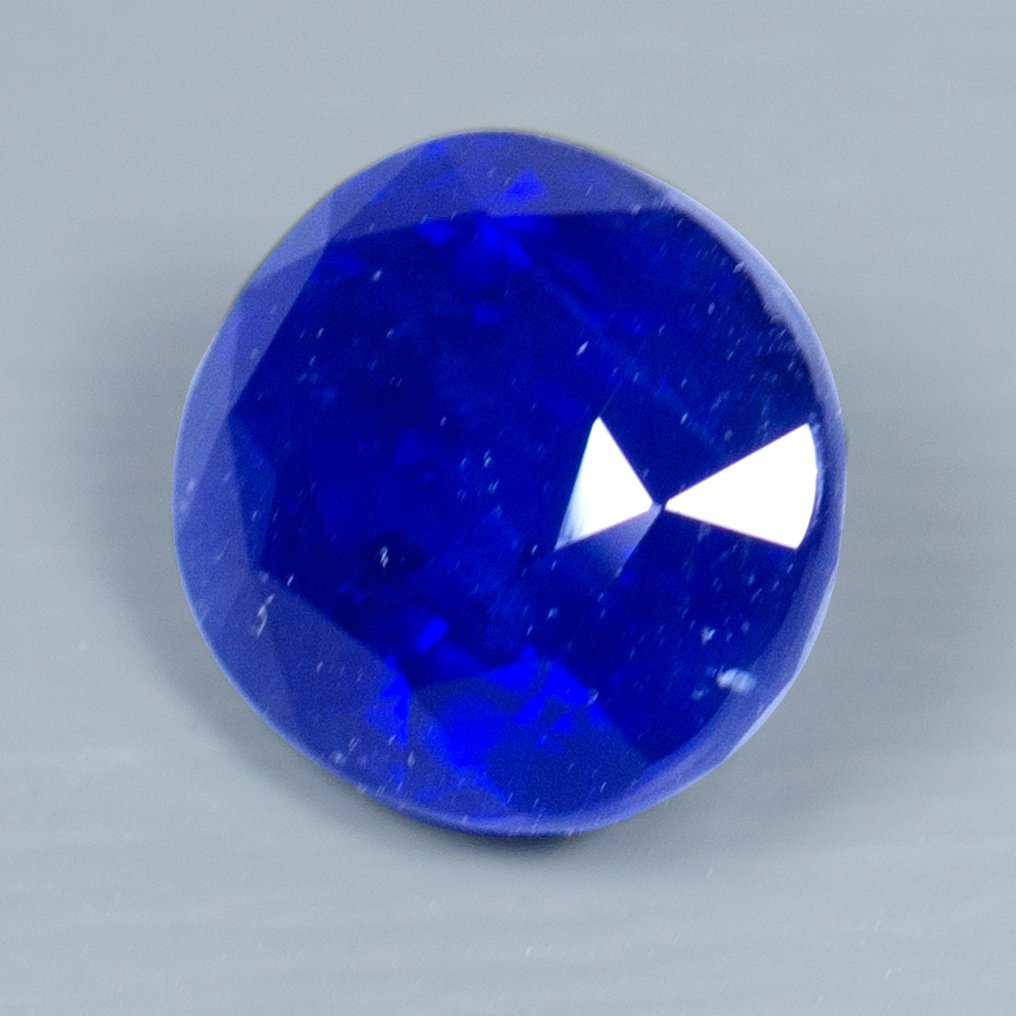 Zafír - 5.07 ct - Bellerophon Gemlab - RoyalBlue #1.0