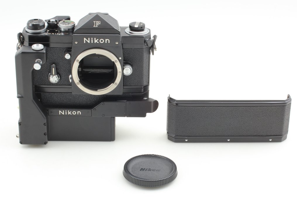 Nikon F Eye-level black late model "Apollo" with F-36 | Aparat analogowy #1.0