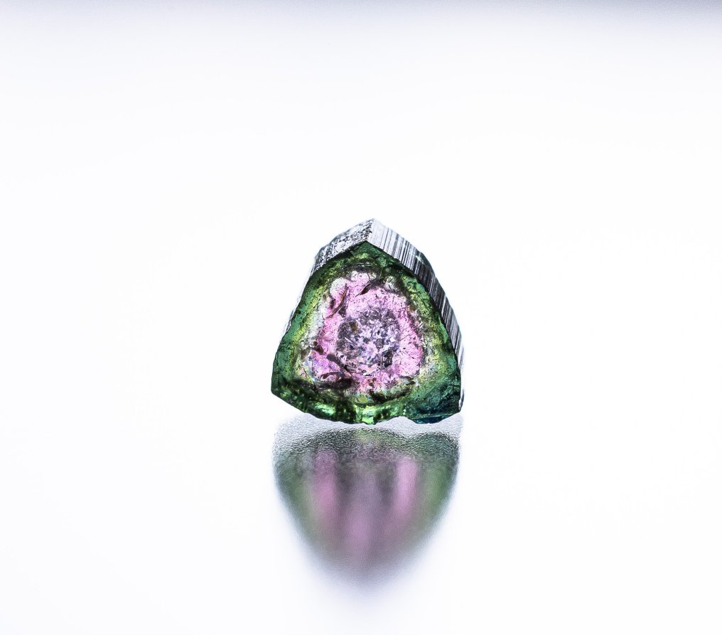 Εξαιρετική τουρμαλίνη πεπόνι – Αφγανιστάν 0,86 καράτια — ΧΩΡΙΣ ΤΙΜΗ ΕΦΑΡΜΟΓΗΣ - Ύψος: 5.4 mm - Πλάτος: 5.1 mm- 0.17 g - (1) #1.0