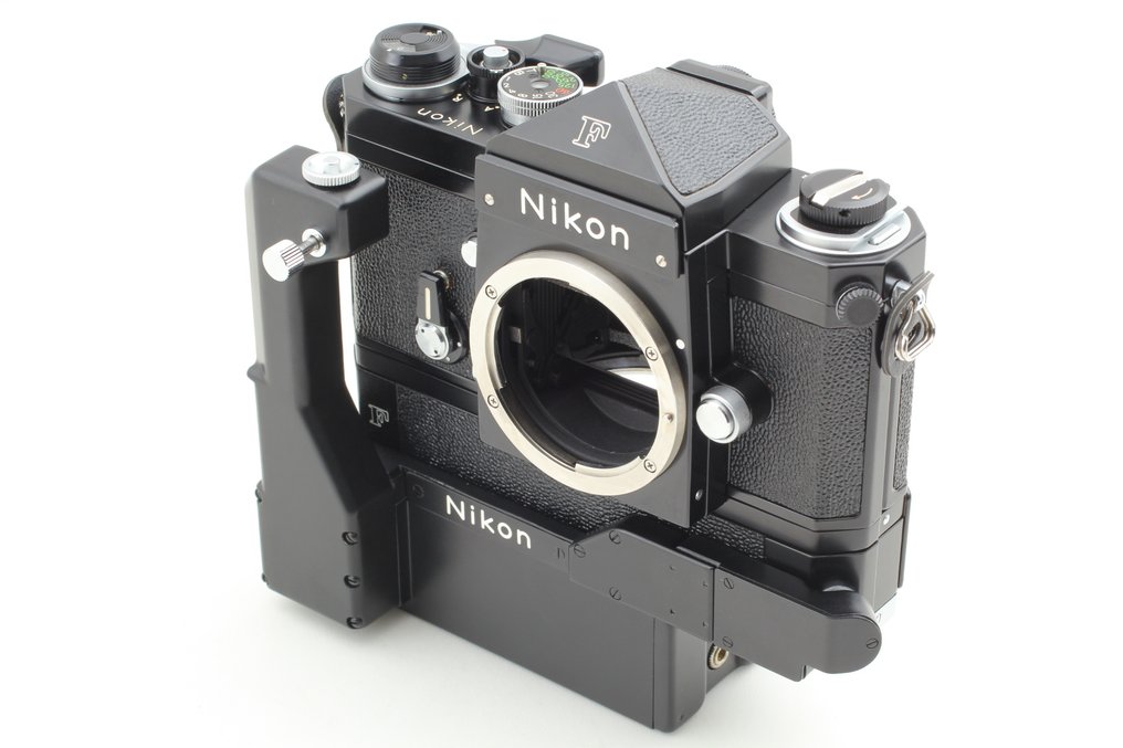 Nikon F Eye-level black late model "Apollo" with F-36 | Aparat analogowy #4.3