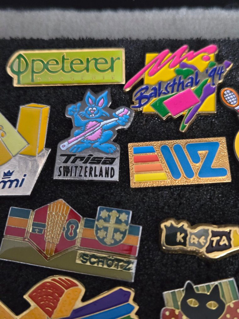 Verschiedene Pins - Lelu - 1980-1990 - Saksa #2.1