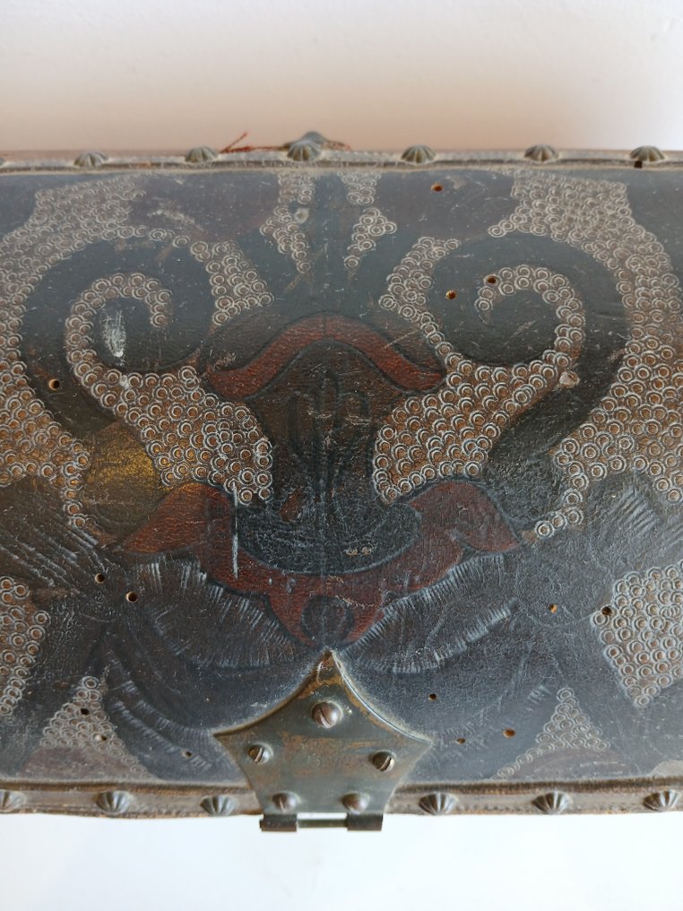 Σεντούκι (11) - Ξύλο, Δέρμα, Γυαλί - 1800 #4.3