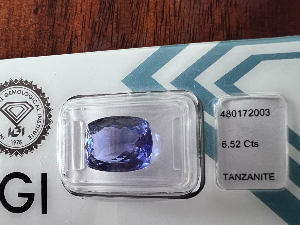 1 pcs Albastru Tanzanite - 6.52 ct - IGI (Institutul gemologic internațional) - 6,52 ct. violet-albastruie #1.0