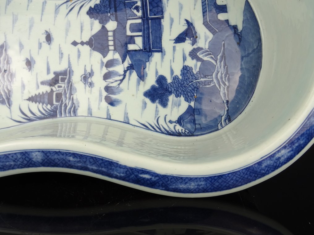  Allas - Posliini - Qianlong 1736–1795 #3.2