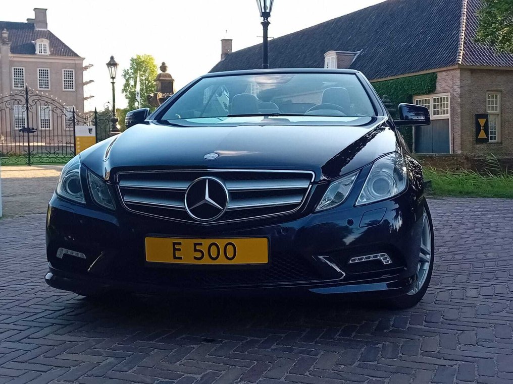 Mercedes-Benz - E500 V8 Cabriolet - 2010 #1.0