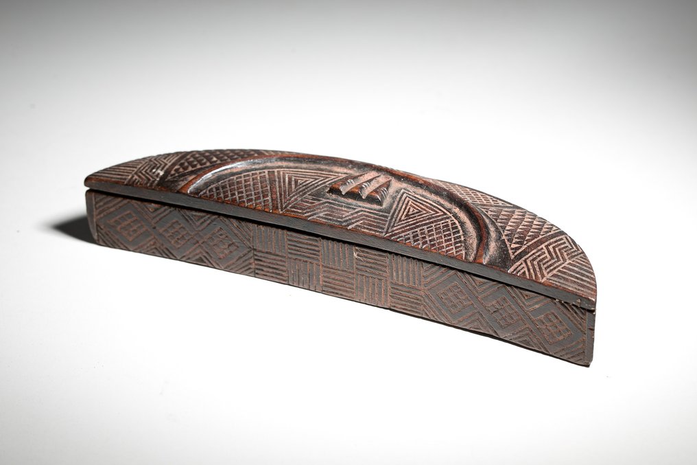 Boîte à tukula - Kuba - DR Kongo #3.2