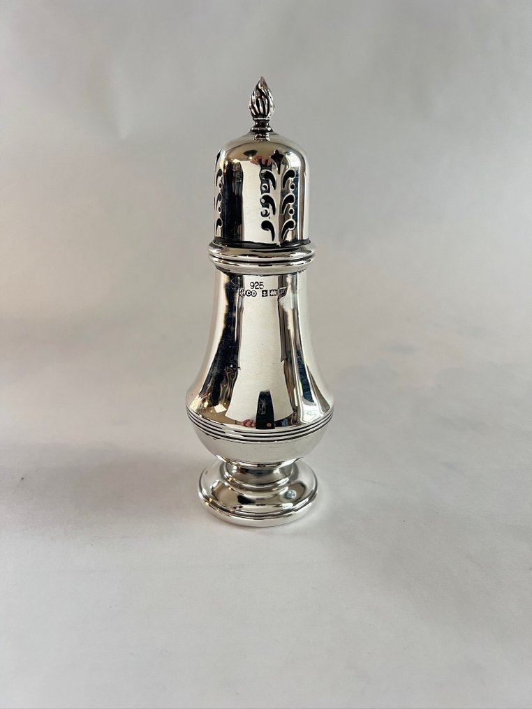 Henry Clifford Davis, Birmingham (reg. 1920) - Turnător - Shaker - .925 argint - Georgian Revival #1.0