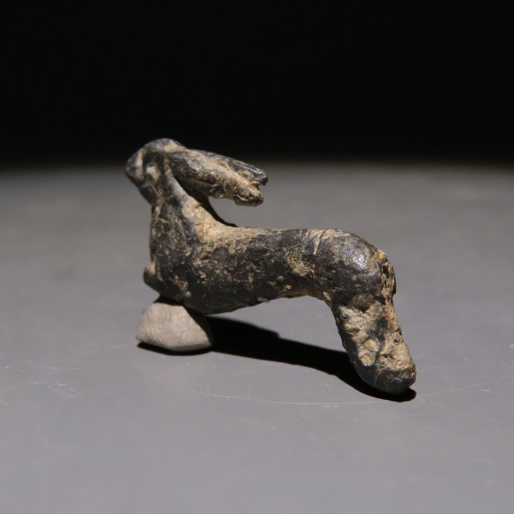 Αρχαία Ρωμαϊκή Μπρούντζος Ανθρώπινη φιγούρα ζώου. 1ος-3ος αιώνας μ.Χ. μήκος 3,4 εκ. #4.3