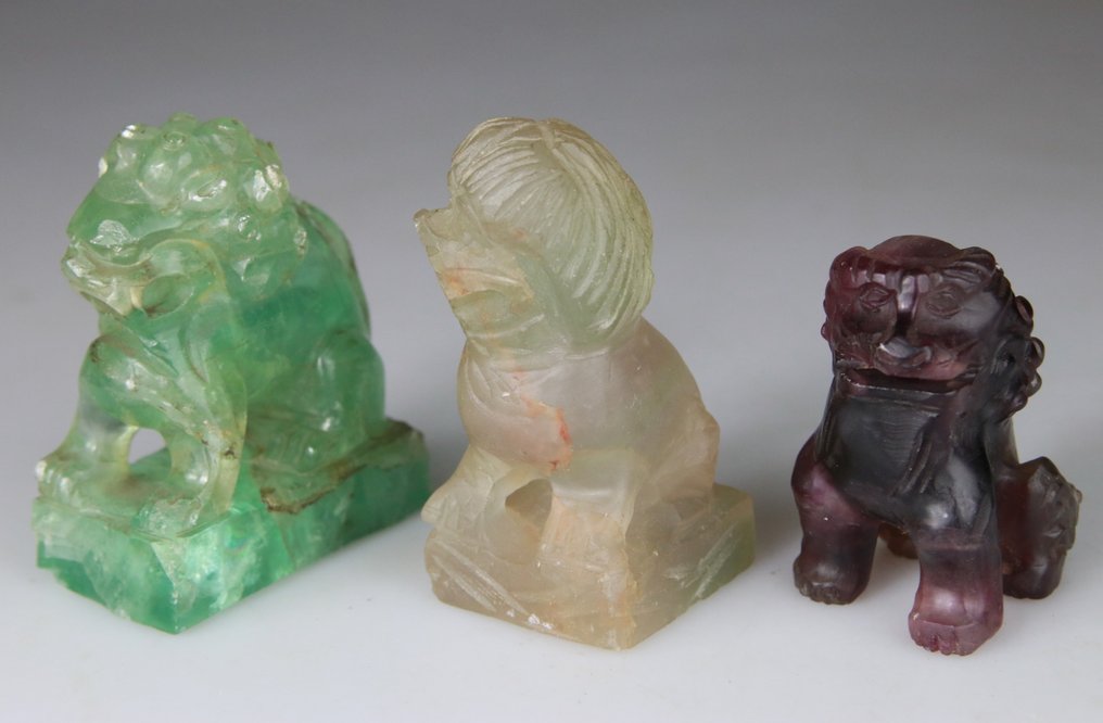 Set of Chinese seals with lion sculptures. - Fluorite - China - Late 19th to early 20th century #1.0
