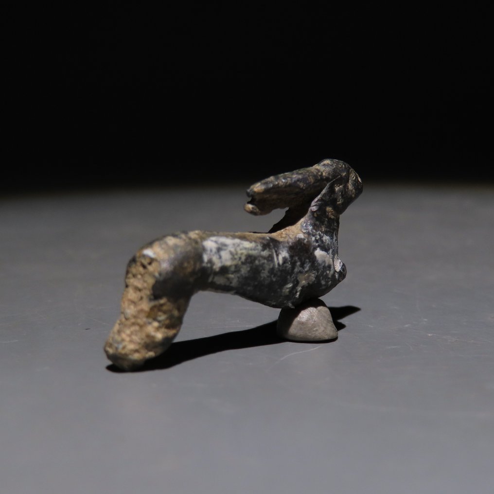 Αρχαία Ρωμαϊκή Μπρούντζος Ανθρώπινη φιγούρα ζώου. 1ος-3ος αιώνας μ.Χ. μήκος 3,4 εκ. #2.1