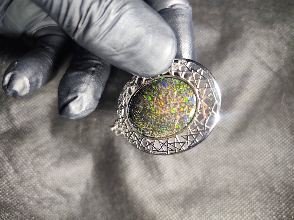 Large black Australian opal with matrix on a sterling silver pendant. Jewellery - Height: 53 mm - Width: 34 mm- 9.79 g - (1) #3.2