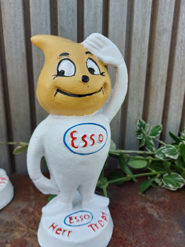 Figurine (2) - polyresin #4.3