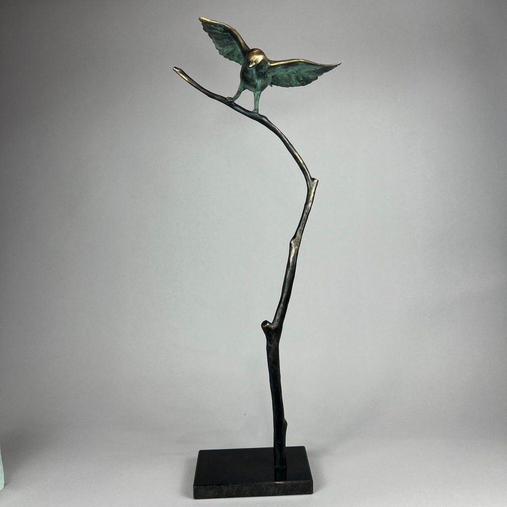 J. Zak (XX-XXI) - The spartow on a branch - 63cm bronze #3.2