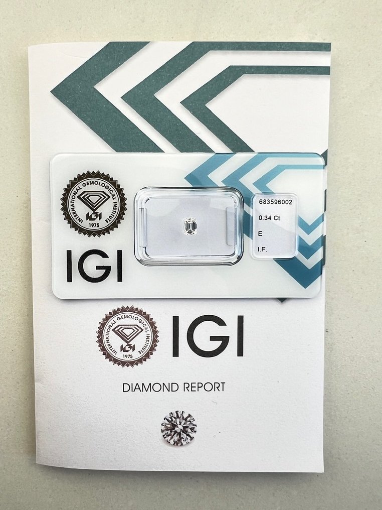 1 pcs Diamant (Naturlig) - 0.34 ct - Smaragd - E - IF - Det internasjonale gemologiske institutt (IGI) #1.0