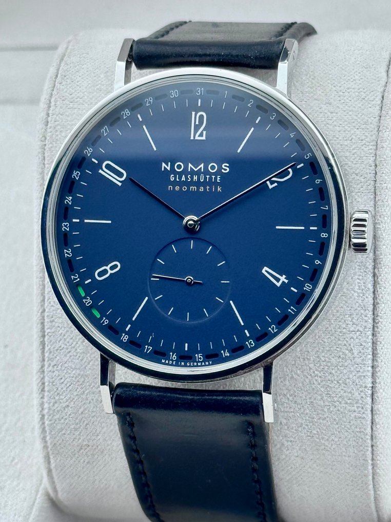 NOMOS Glashütte - Glashütte Tangente Neomatik 41 Update Midnight Blue - 5193 - Heren - 2010-2020 #3.2