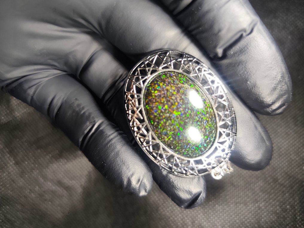 Large black Australian opal with matrix on a sterling silver pendant. Jewellery - Height: 53 mm - Width: 34 mm- 9.79 g - (1) #1.0