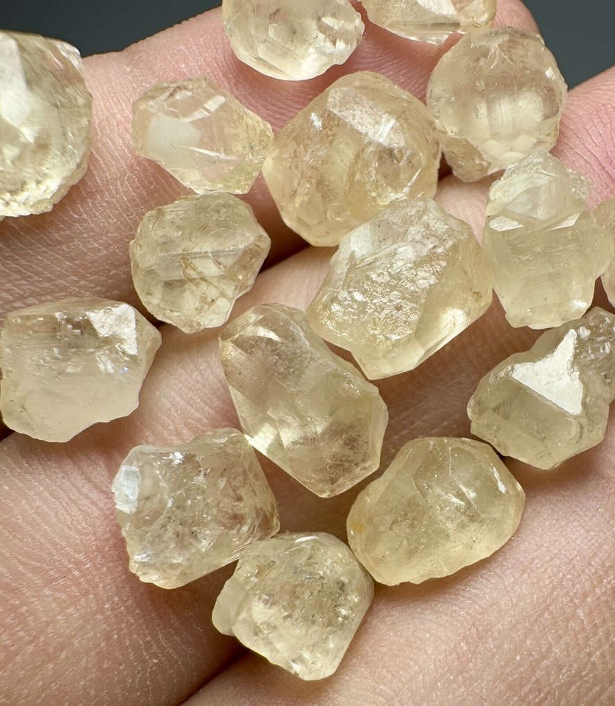 Granat kristaller- 10.2 g - (1) #2.1