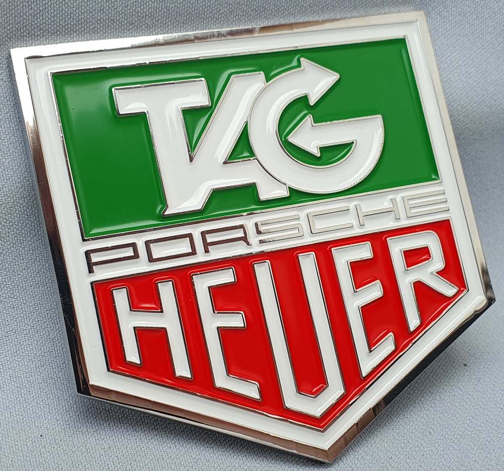 Insigne - Grille Badge - TAG HEUER -  PORSCHE - Zuid Amerika - 21e eeuw #2.1