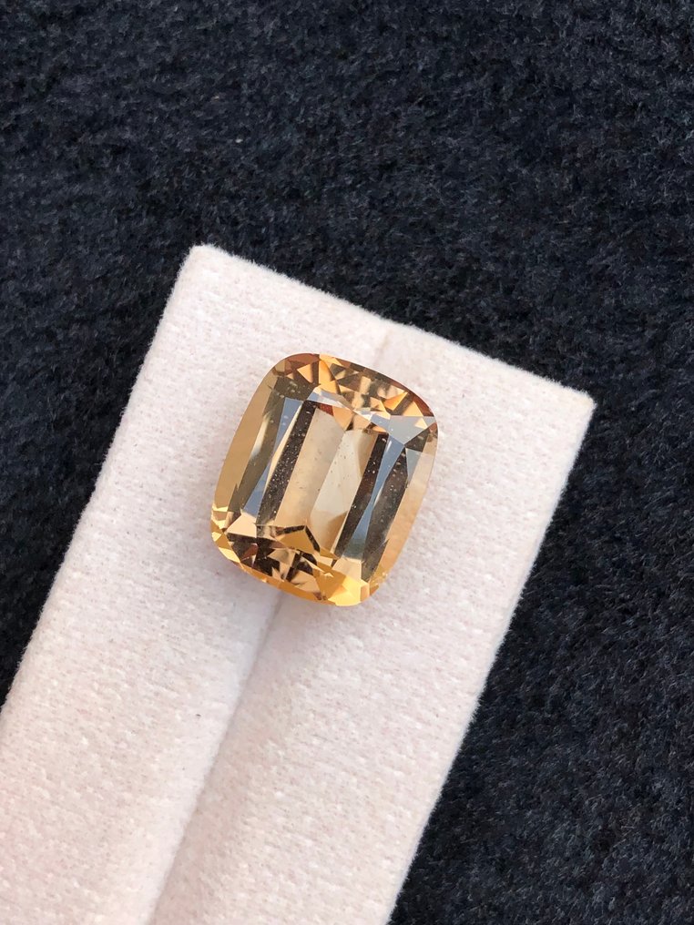 Zonder Minimumprijs - 1 pcs Geel Topaas - 19.79 ct - nternational Colored Gemstone Association (ICA GemLab) #4.3